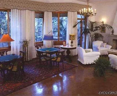 La Villarosa Terme Ίσκια
